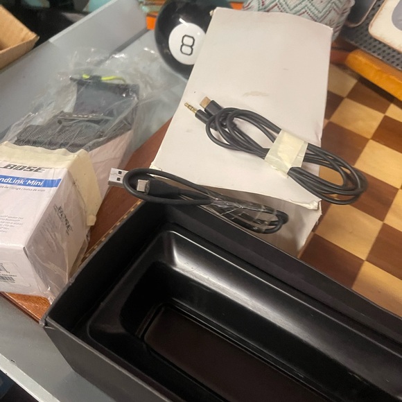 Live Big. Go Mini. The SoundLink Mini II Special Edition Bose - Picture 8 of 11